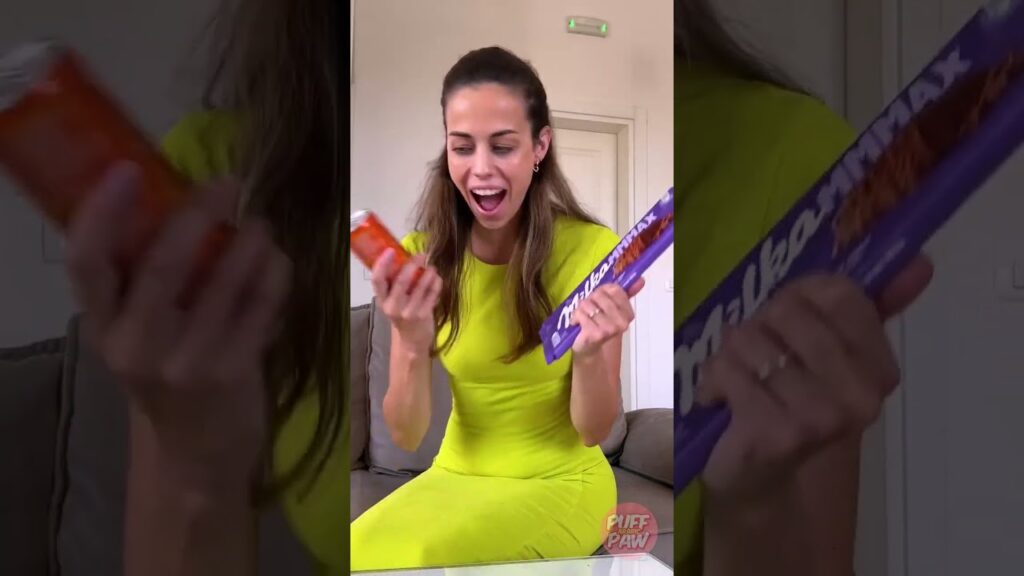 😺🍫 خدعة الشوكولاتة المذهلة لقطتي! شاهد كيف تعلمني قطتي القيام بها! 😂🎉