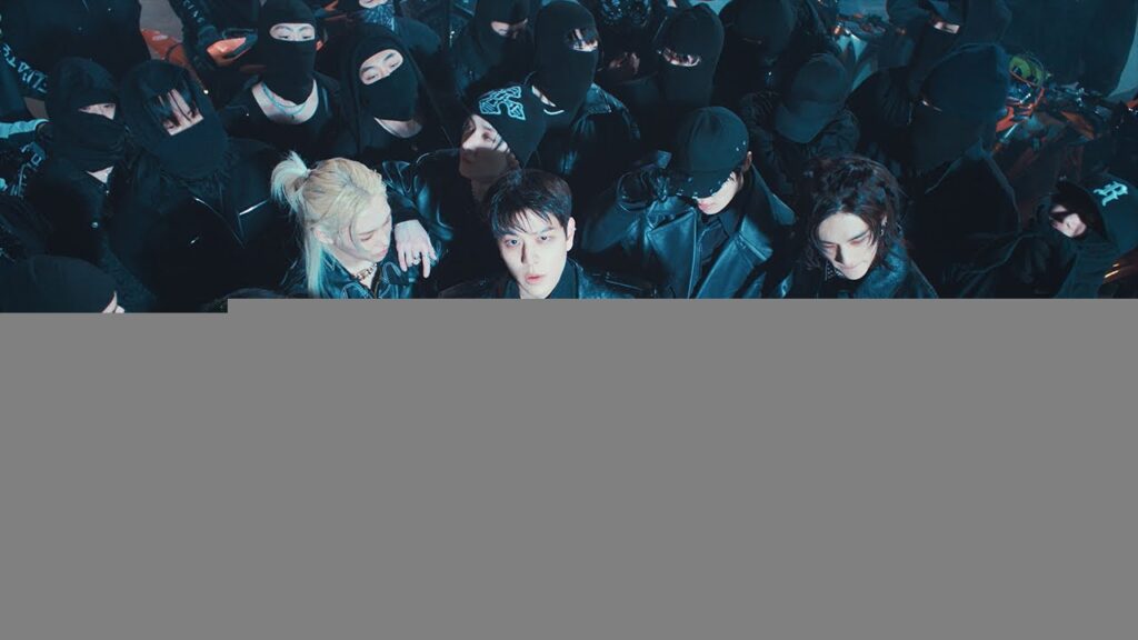 Stray Kids «Walkin On Water» M/V