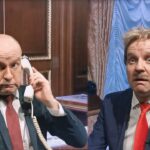 Путин и ПЕСКОВ ждут звонка от ТРАМПА 😁 [Пародия]