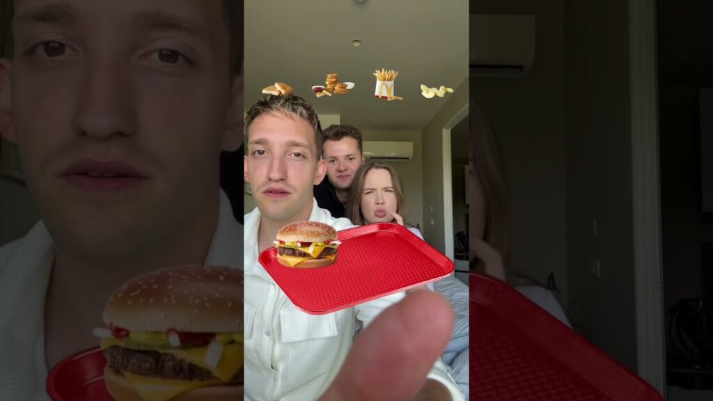 ДРУЗЬЯ угадывают мой набор в Макдональдсе 😂🍟 #shorts